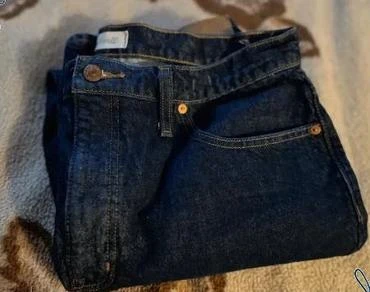 Um Par de Jeans Feminino Promocional Marca MADEWELL – photo 5